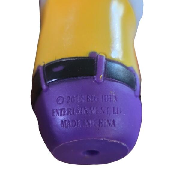 Veggie Tales Larry Boy pvc Plastic toy Big Idea Entertainment 2012 DAMAGED - Picture 6 of 6